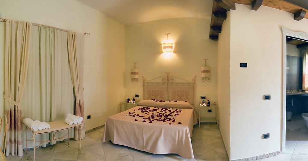 Hotel Soffio Di Vento Magazzini (Sardinia) Quarto foto