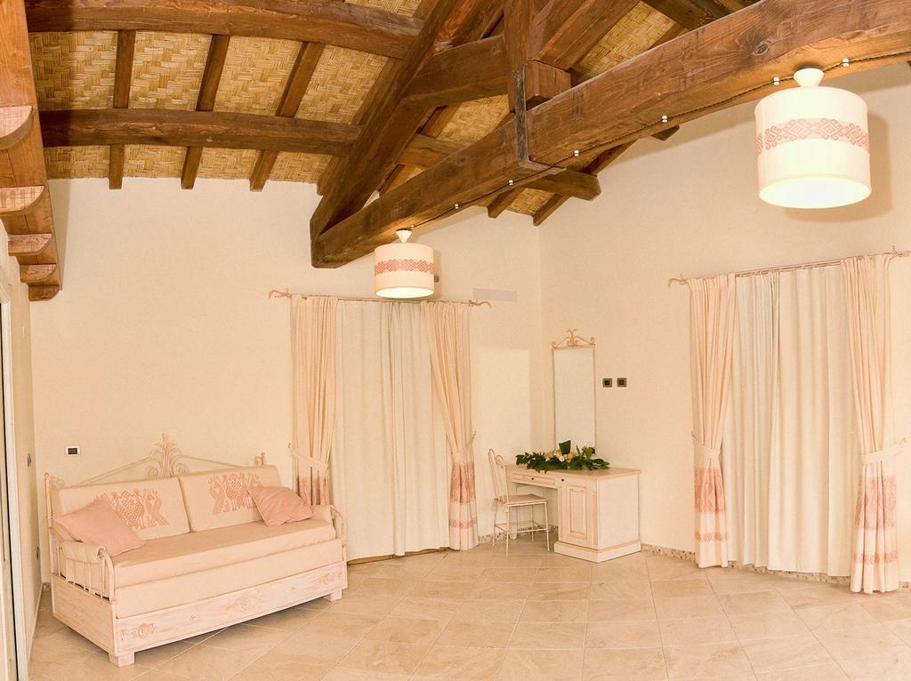 Hotel Soffio Di Vento Magazzini (Sardinia) Quarto foto